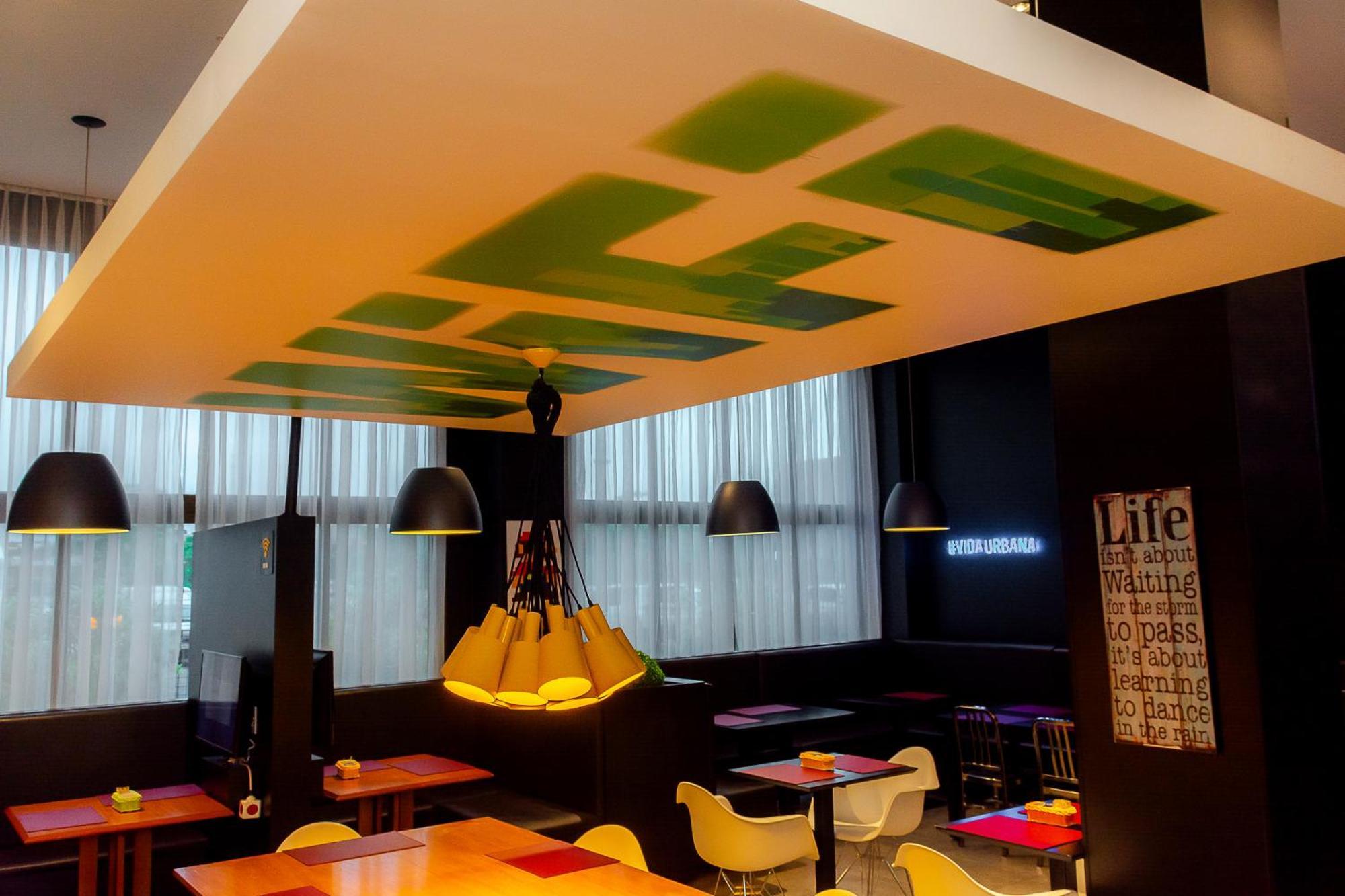 Golden Tower Shopping By Fenix Hoteis (Adults Only) โปว์โซ อเลเกร ภายนอก รูปภาพ