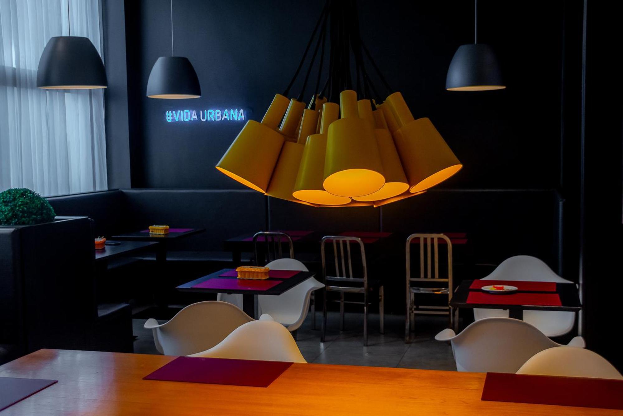 Golden Tower Shopping By Fenix Hoteis (Adults Only) โปว์โซ อเลเกร ภายนอก รูปภาพ
